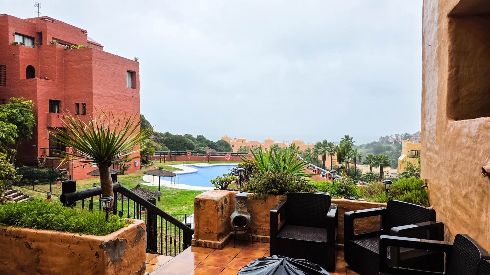 2 chambre Appartement à vendre à La Duquesa / Puerto de la Duquesa avec piscine garage - 295 000 € (Ref: 9542648)