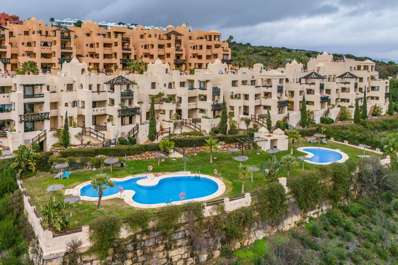 3 soveværelse Penthouse til salg i La Duquesa / Puerto de la Duquesa med swimmingpool garage - € 575.000 (Ref: 9542649)