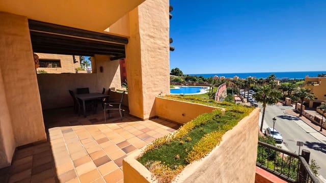 3 chambre Appartement à vendre à La Duquesa / Puerto de la Duquesa, Manilva avec garage - 329 000 € (Ref: 9543035)