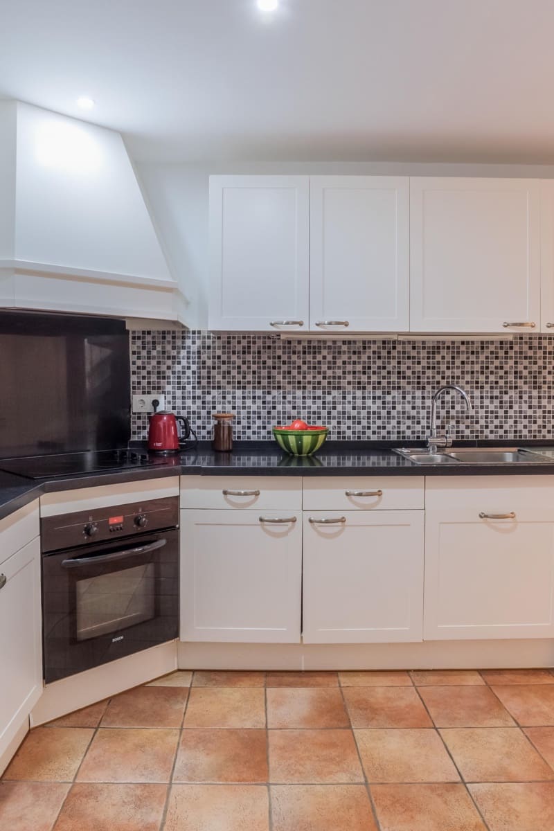 3 Zimmer Haus zu verkaufen in La Duquesa / Puerto de la Duquesa mit Pool - 515.000 € (Ref: 9575631)