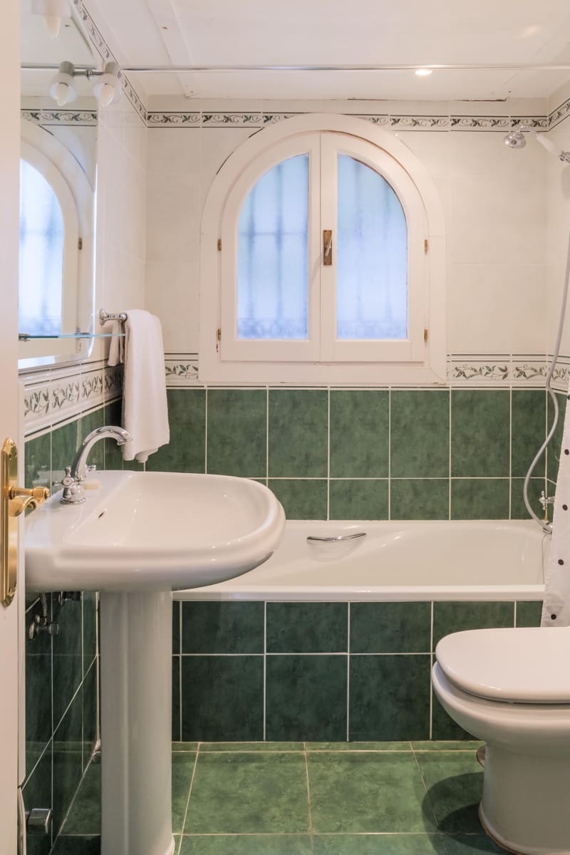 3 Zimmer Haus zu verkaufen in La Duquesa / Puerto de la Duquesa mit Pool - 515.000 € (Ref: 9575631)