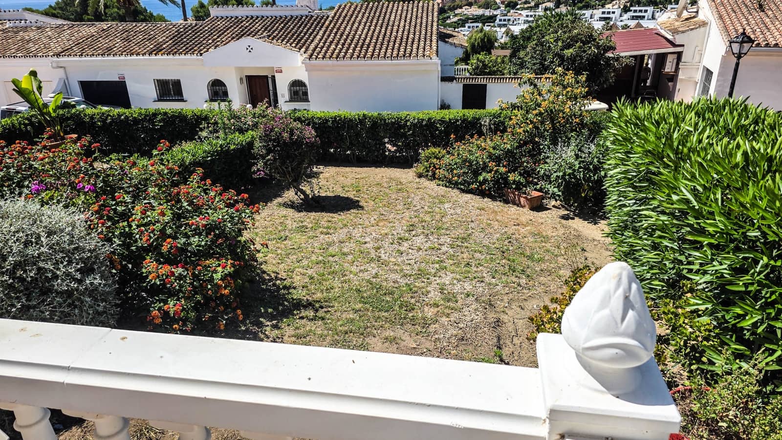 3 quarto Casa em Banda para venda em La Duquesa / Puerto de la Duquesa com piscina - 499 000 € (Ref: 9575631)