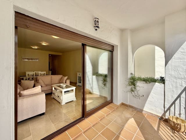 3 makuuhuone Huoneisto myytävänä paikassa La Duquesa / Puerto de la Duquesa, Manilva mukana uima-altaan 
autotalli - 325 000 € (Ref: 9598351)