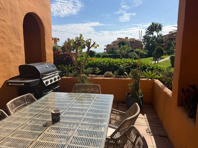 3 Zimmer Apartment zu verkaufen in Castillo de la Duquesa, Manilva mit Pool Garage - 630.000 € (Ref: 9601490)