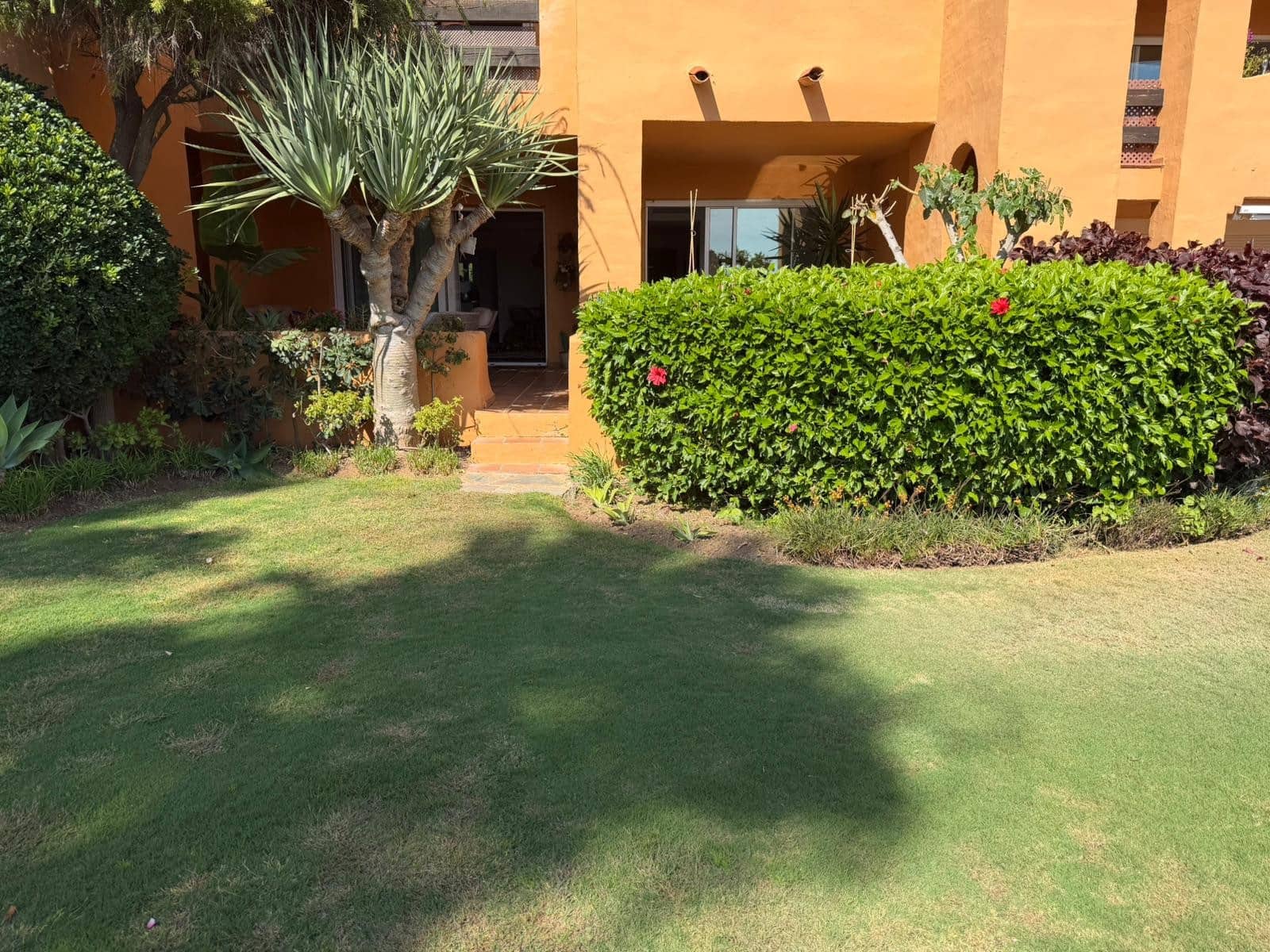 3 Zimmer Apartment zu verkaufen in Castillo de la Duquesa mit Pool Garage - 630.000 € (Ref: 9601490)