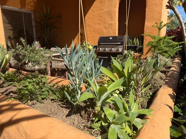 3 Zimmer Apartment zu verkaufen in Castillo de la Duquesa, Manilva mit Pool Garage - 630.000 € (Ref: 9601490)