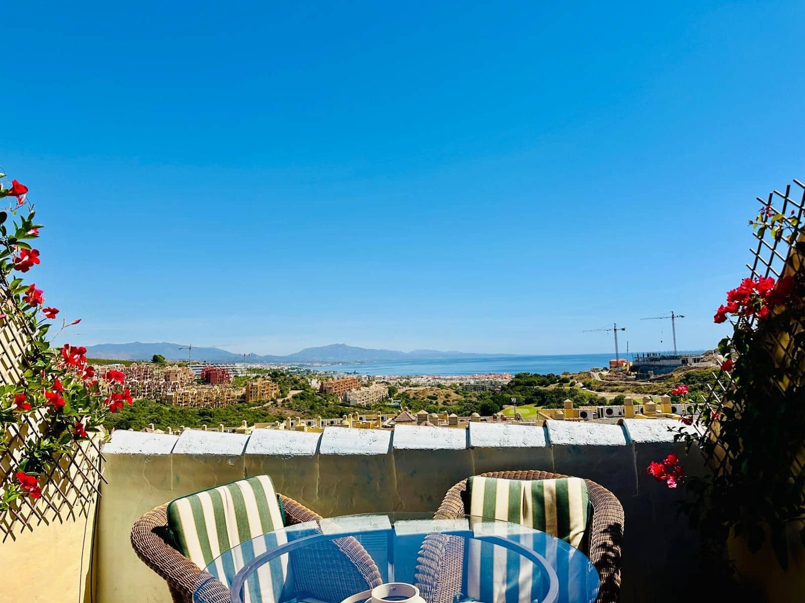 2 sovrum Takvåning till salu i Manilva med pool garage - 285 000 € (Ref: 9606844)