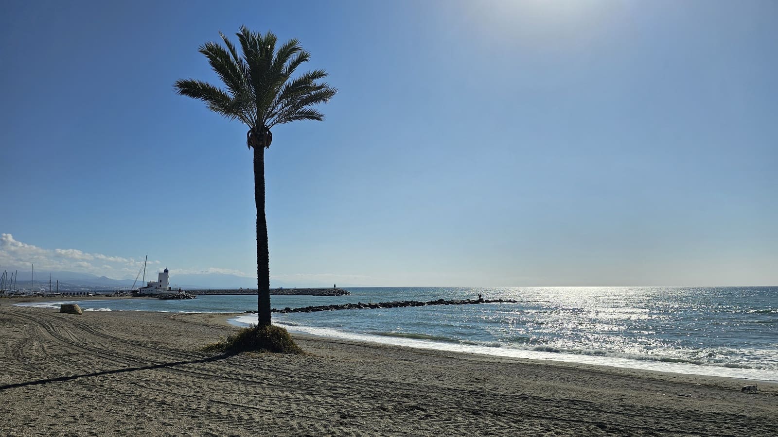 3 makuuhuone Kattohuoneisto myytävänä paikassa La Duquesa / Puerto de la Duquesa mukana uima-altaan 
autotalli - 529 000 € (Ref: 9614436)