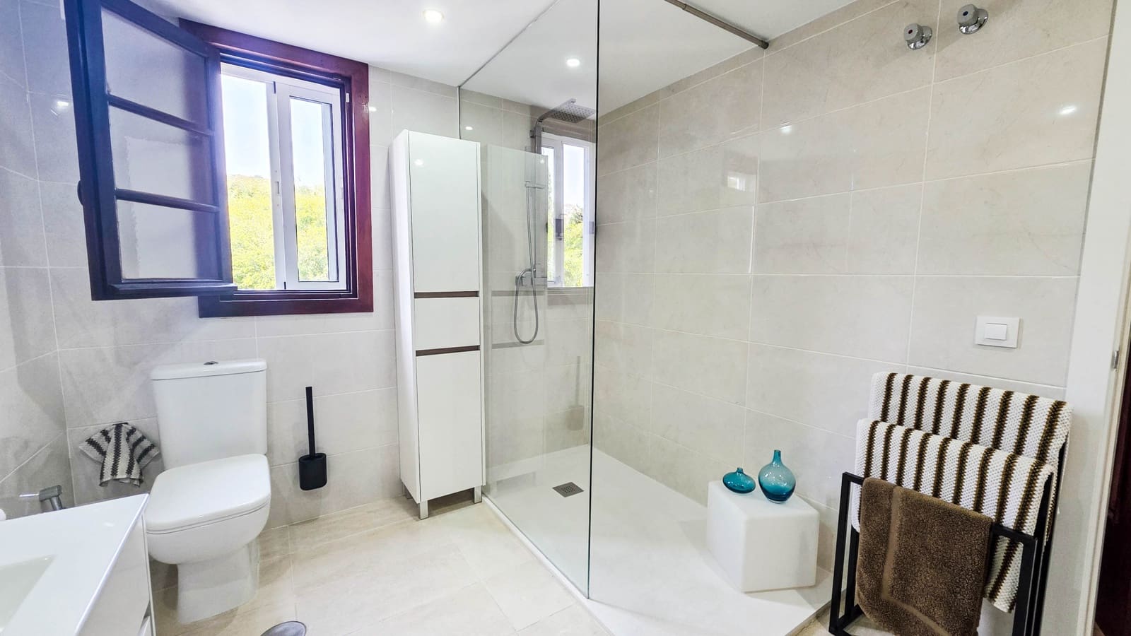 1 soveværelse Lejlighed til salg i La Duquesa / Puerto de la Duquesa - € 210.000 (Ref: 9635091)