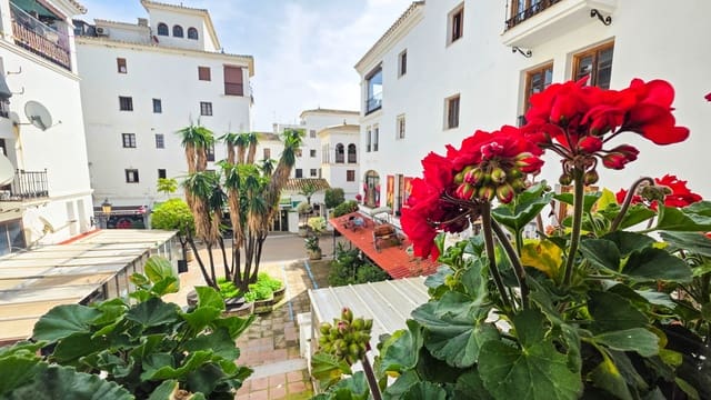 1 chambre Appartement à vendre à La Duquesa / Puerto de la Duquesa, Manilva - 210 000 € (Ref: 9635091)