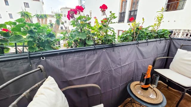 1 chambre Appartement à vendre à La Duquesa / Puerto de la Duquesa, Manilva - 210 000 € (Ref: 9635091)