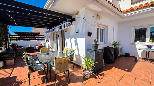 2 soveværelse Lejlighed til salg i La Duquesa / Puerto de la Duquesa, Manilva med swimmingpool garage - € 269.000 (Ref: 9672708)