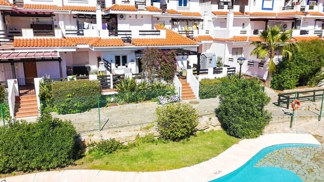 2 soveværelse Lejlighed til salg i La Duquesa / Puerto de la Duquesa, Manilva med swimmingpool garage - € 269.000 (Ref: 9672708)