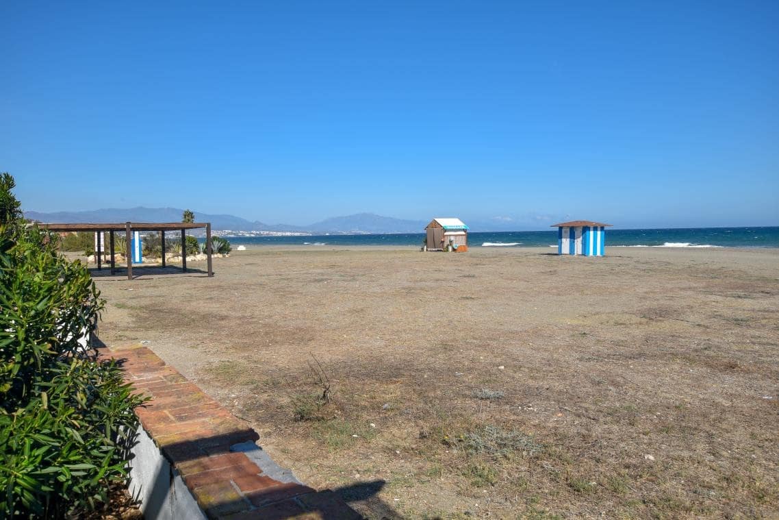 Apartamento de 3 habitaciones en La Duquesa / Puerto de la Duquesa en venta con garaje - 319.000 € (Ref: 9672709)