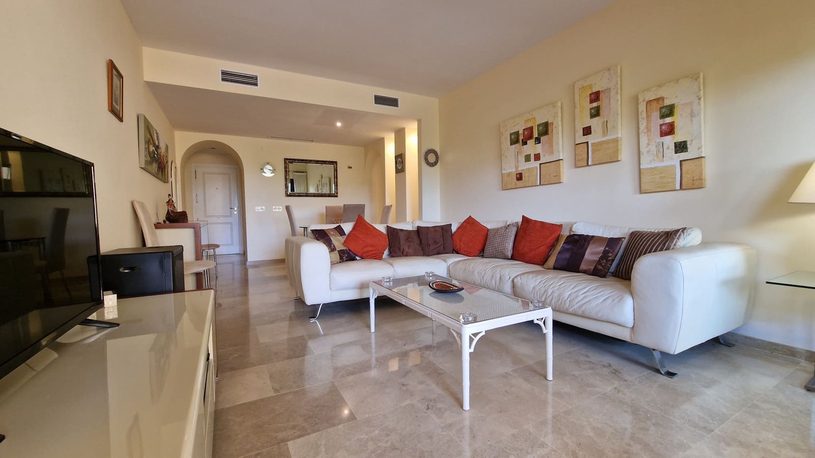 Apartamento de 3 habitaciones en La Duquesa / Puerto de la Duquesa en venta con garaje - 319.000 € (Ref: 9672709)