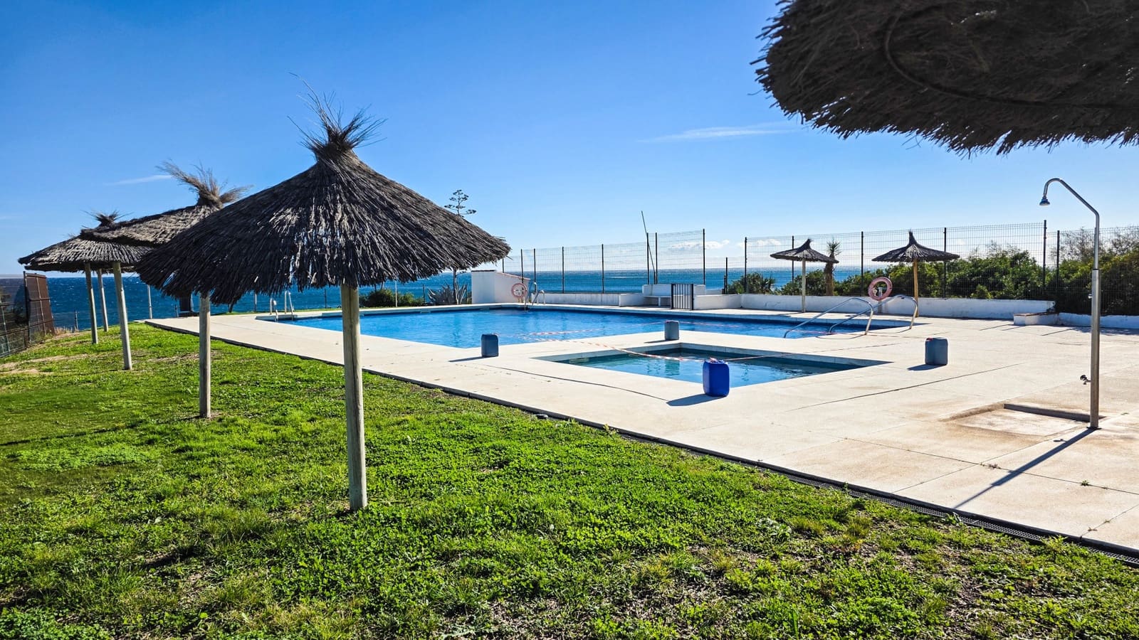 2 bedroom Townhouse for sale in Manilva with pool - € 249,000 (Ref: 9674181)