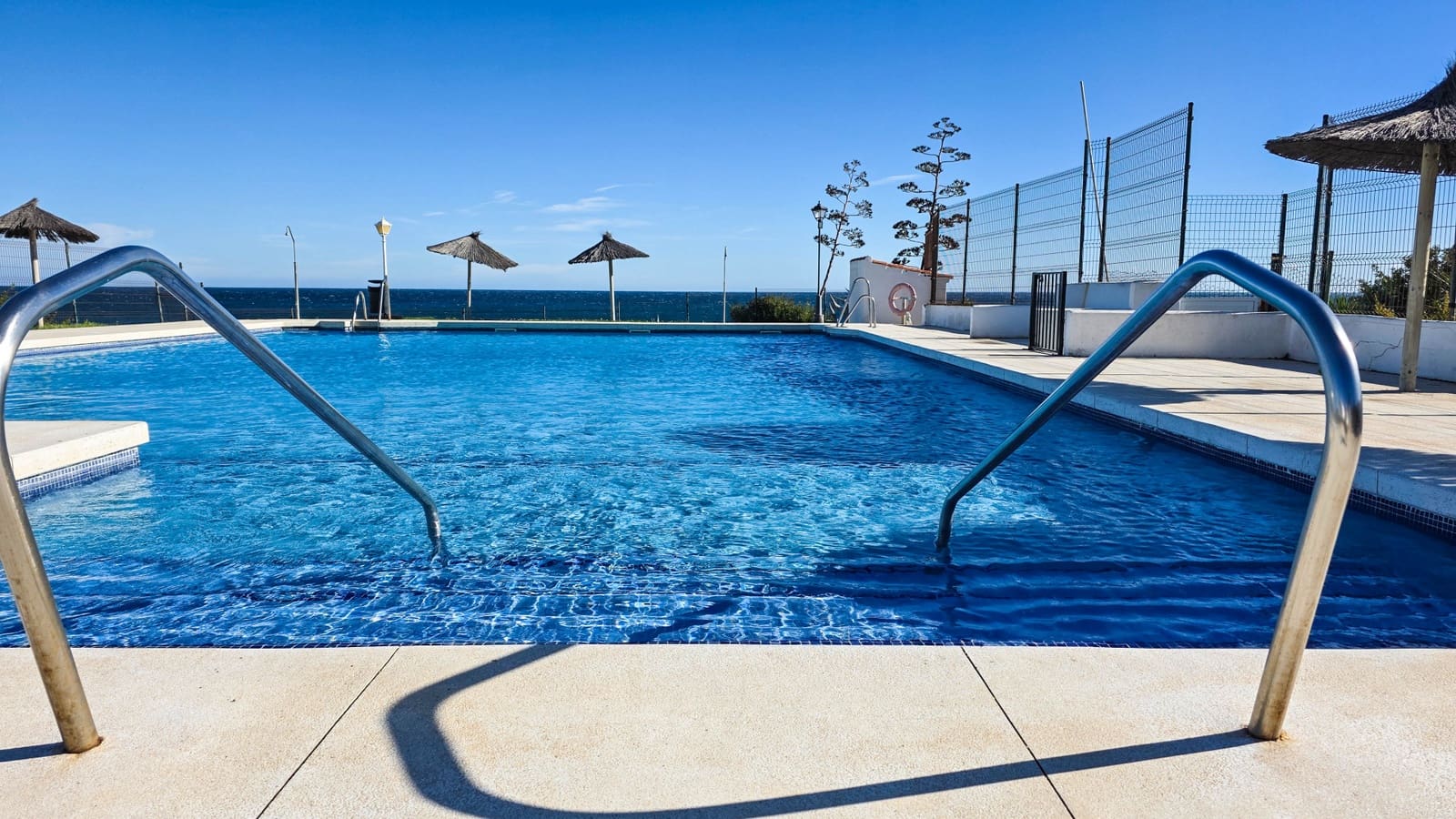 Casa de 2 habitaciones en Manilva en venta con piscina - 249.000 € (Ref: 9674181)