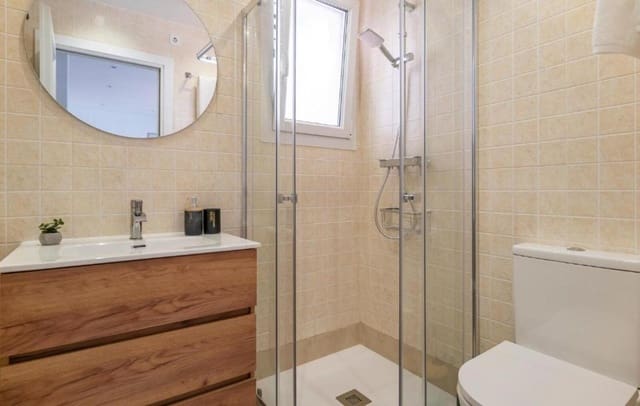 2 soveværelse Lejlighed til salg i La Duquesa / Puerto de la Duquesa, Manilva med swimmingpool garage - € 289.500 (Ref: 9676734)