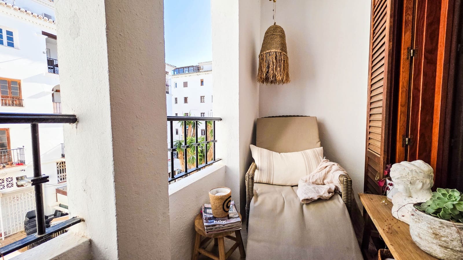 1 bedroom Apartment for sale in La Duquesa / Puerto de la Duquesa - € 235,000 (Ref: 9685689)