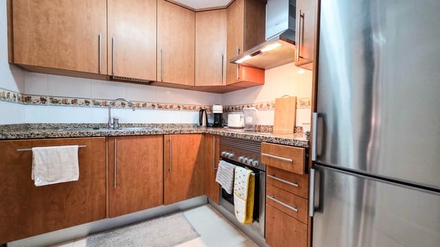 2 sovrum Lägenhet till salu i La Duquesa / Puerto de la Duquesa, Manilva med pool garage - 310 000 € (Ref: 9740462)