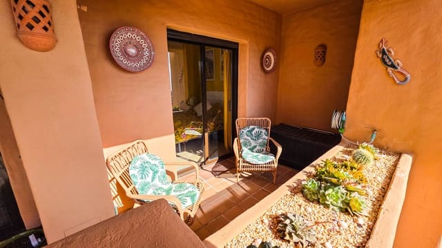 2 sovrum Lägenhet till salu i La Duquesa / Puerto de la Duquesa, Manilva med pool garage - 310 000 € (Ref: 9740462)