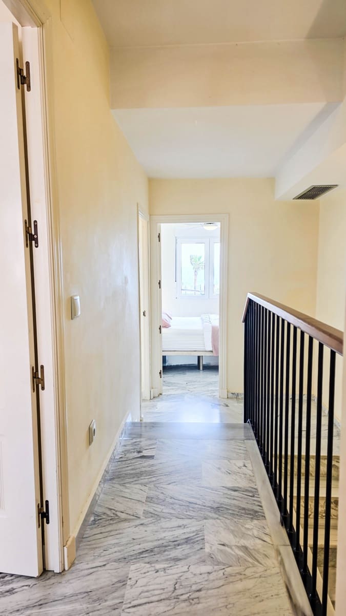 3 sovrum Hus till salu i Manilva med pool - 549 000 € (Ref: 9758519)