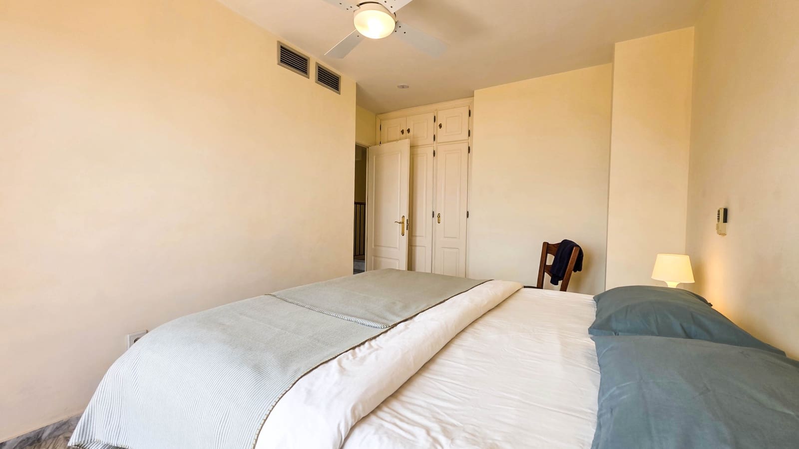 3 sovrum Hus till salu i Manilva med pool - 549 000 € (Ref: 9758519)