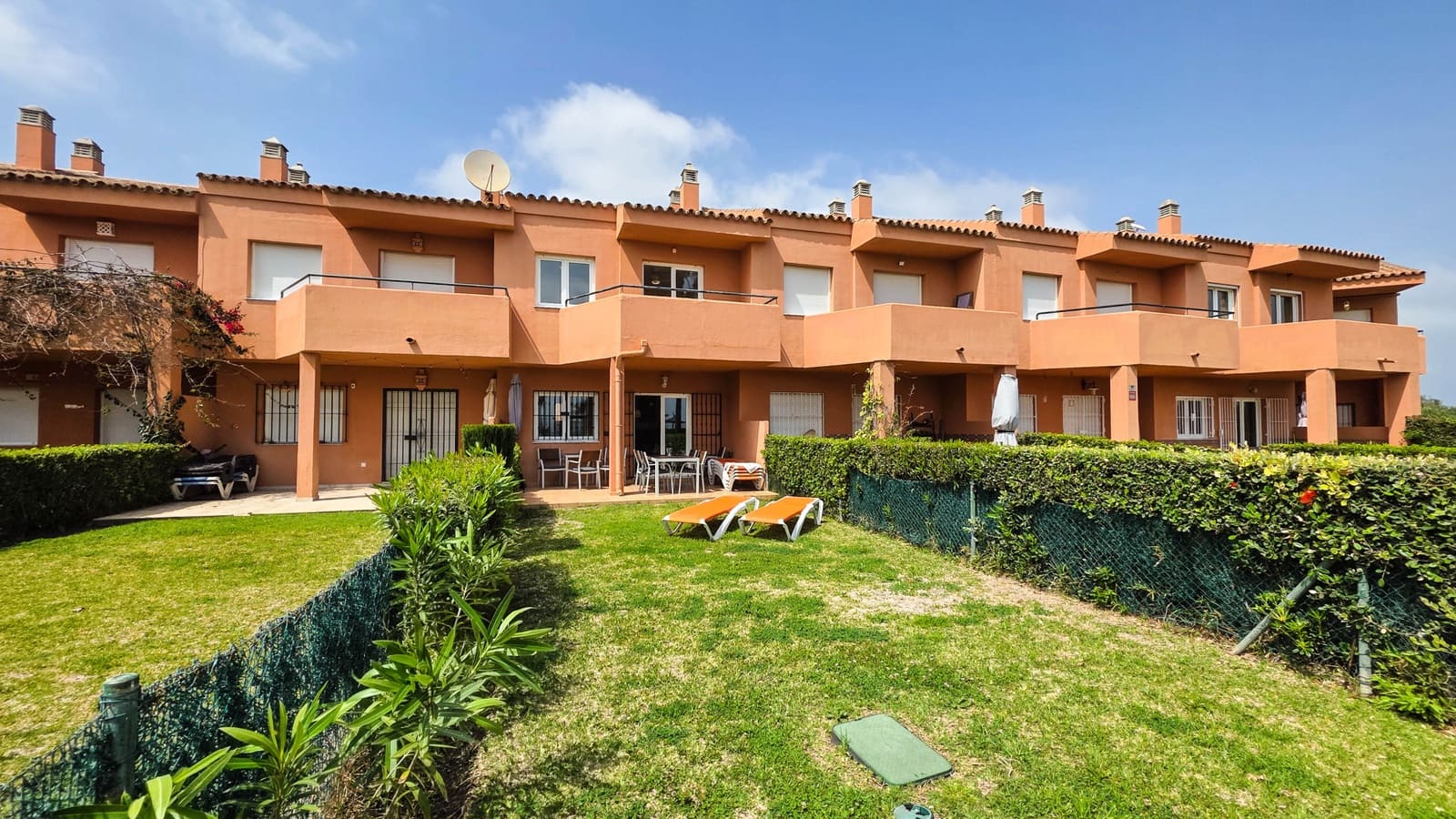 3 sovrum Hus till salu i Manilva med pool - 549 000 € (Ref: 9758519)