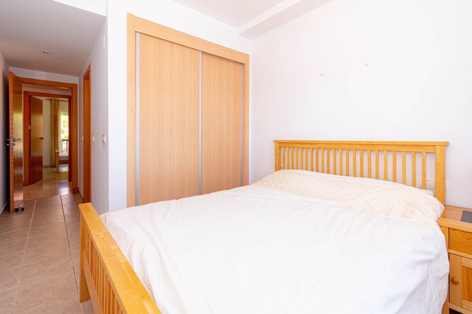 2 chambre Penthouse à vendre à Casares avec piscine garage - 255 000 € (Ref: 9761497)