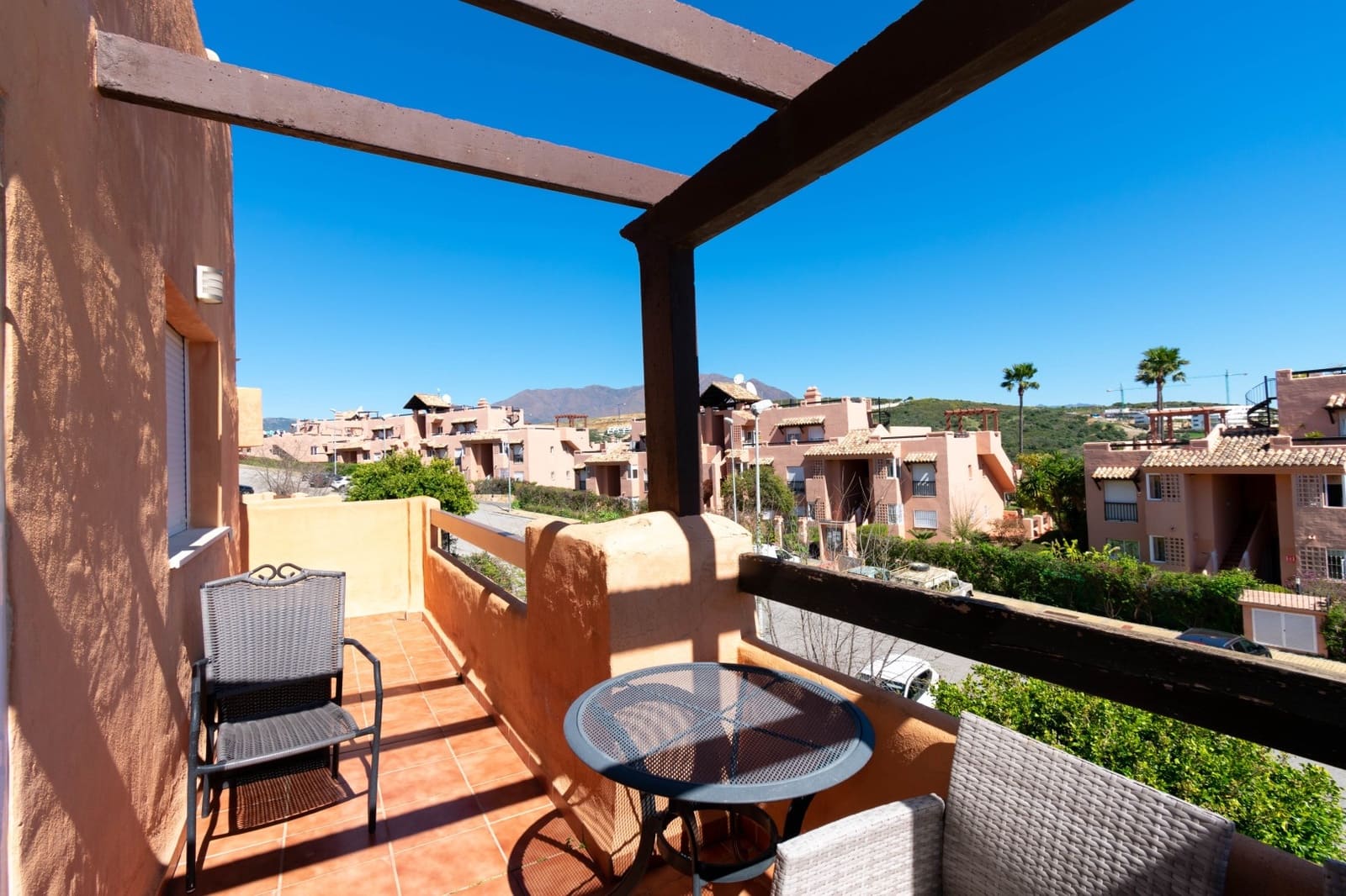 2 chambre Penthouse à vendre à Casares avec piscine garage - 255 000 € (Ref: 9761497)