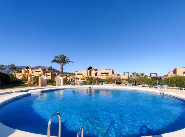 2 chambre Penthouse à vendre à Casares avec piscine garage - 255 000 € (Ref: 9761497)