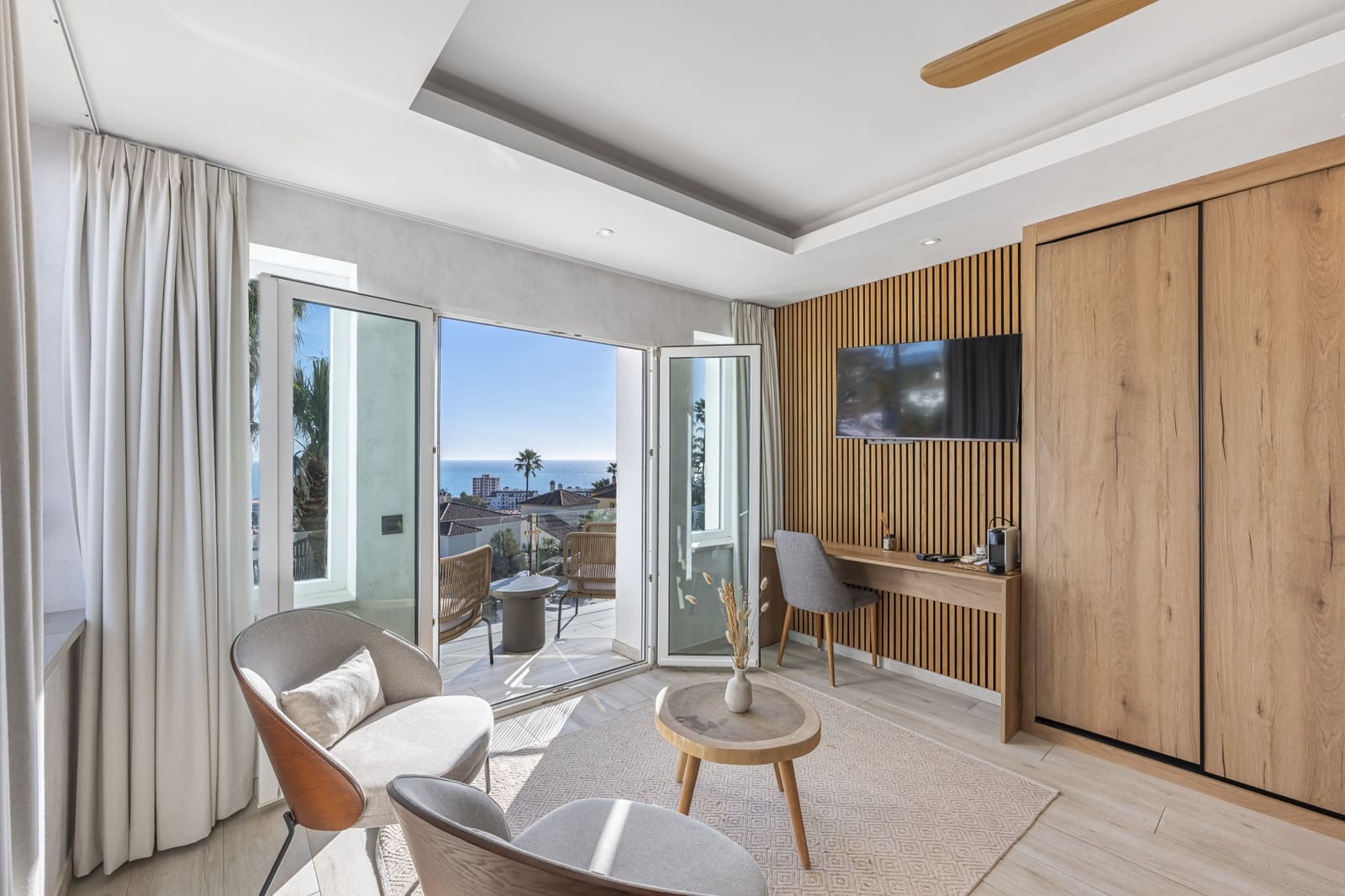 6 soveværelse Villa til salg i La Duquesa / Puerto de la Duquesa med swimmingpool garage - € 2.750.000 (Ref: 9777245)