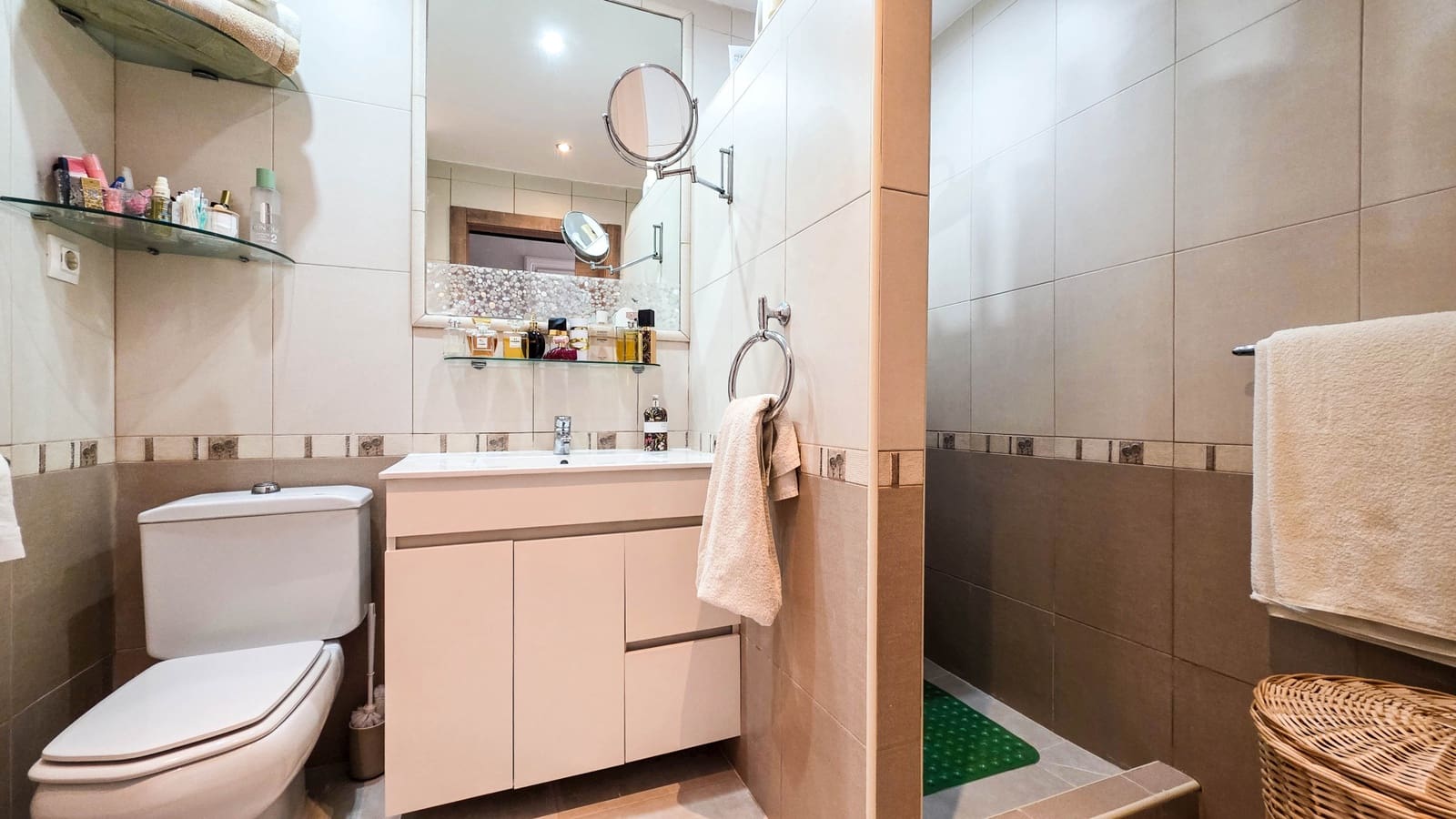 3 camera da letto Attico in vendita in La Duquesa / Puerto de la Duquesa con piscina garage - 389.000 € (Rif: 9783392)