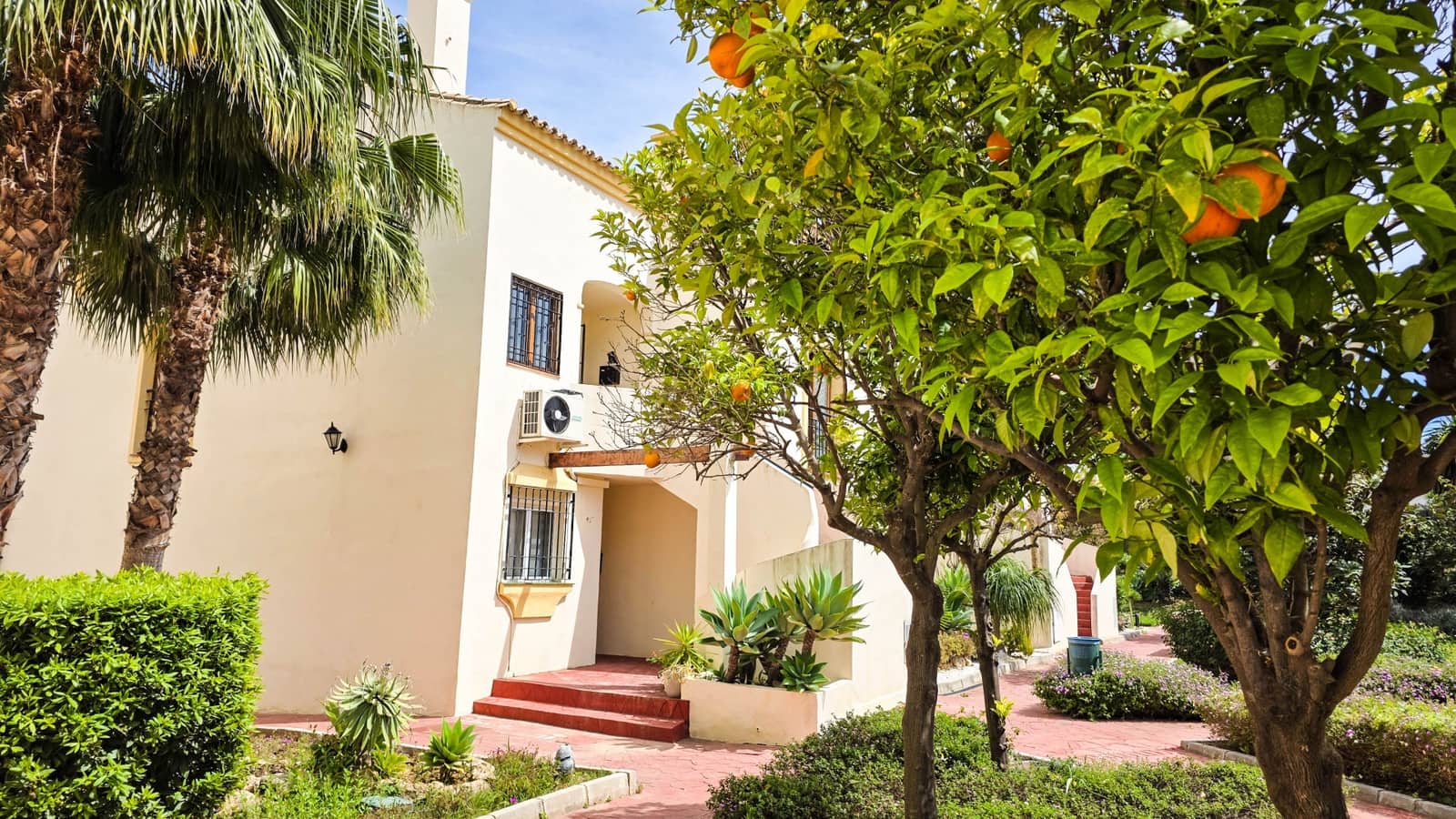 3 soveværelse Penthouse til salg i La Duquesa / Puerto de la Duquesa med swimmingpool garage - € 389.000 (Ref: 9783392)