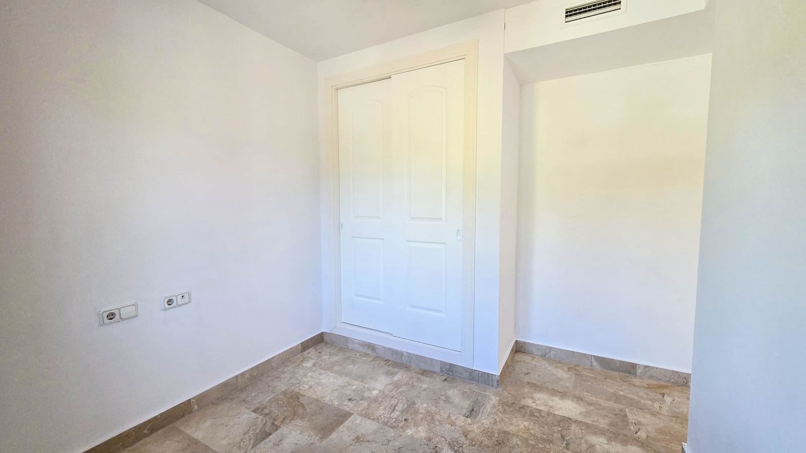 3 bedroom Penthouse for sale in Buenas Noches with pool garage - € 465,000 (Ref: 9783393)