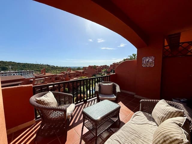 3 chambre Penthouse à vendre à Buenas Noches, Estepona avec piscine garage - 465 000 € (Ref: 9783393)