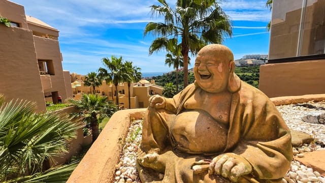 3 slaapkamer Appartement te koop in La Duquesa / Puerto de la Duquesa, Manilva met zwembad garage - € 395.000 (Ref: 9783478)