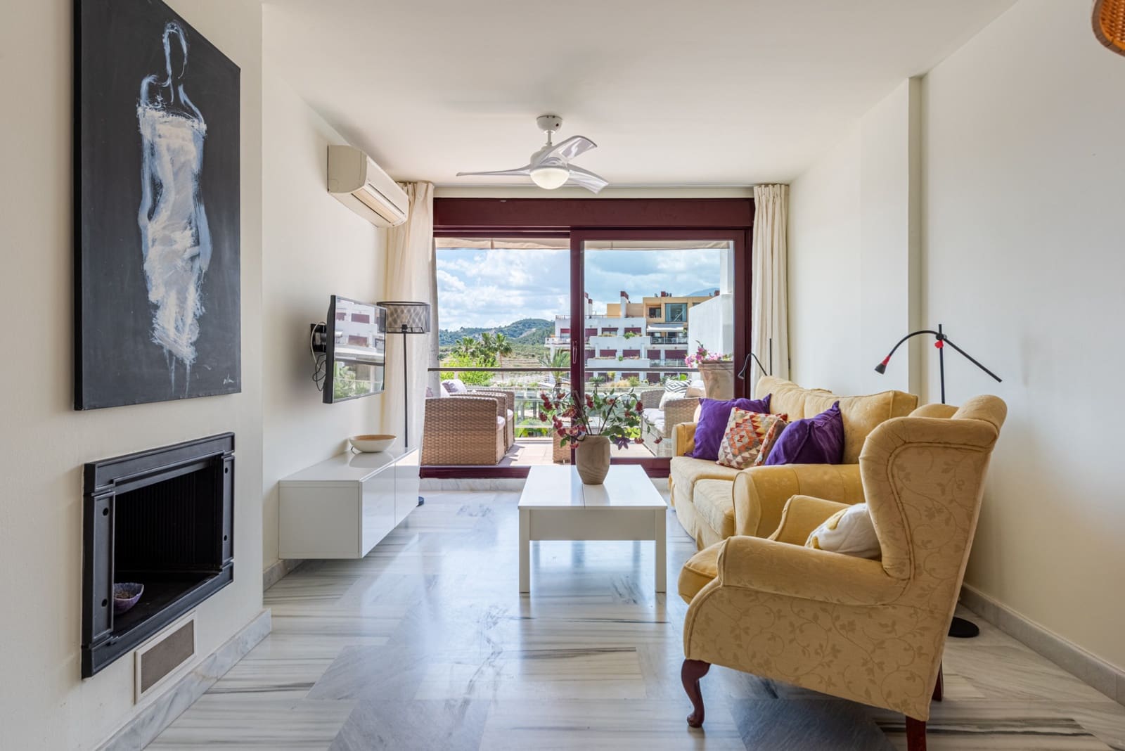 2 soveværelse Lejlighed til salg i Benahavis med swimmingpool garage - € 349.000 (Ref: 9838652)