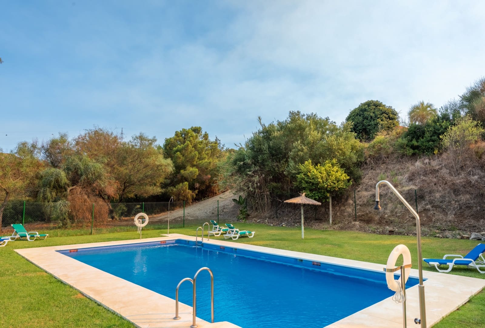 2 soveværelse Lejlighed til salg i Benahavis med swimmingpool garage - € 349.000 (Ref: 9838652)
