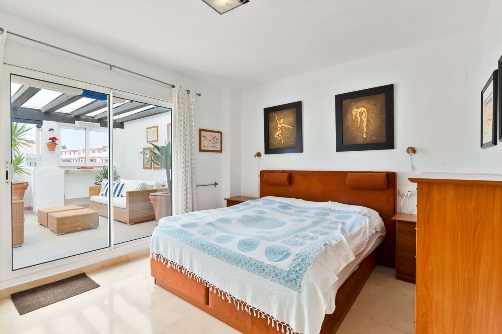 3 bedroom Penthouse for sale in San Pedro de Alcantara with pool garage - € 1,550,000 (Ref: 9839975)
