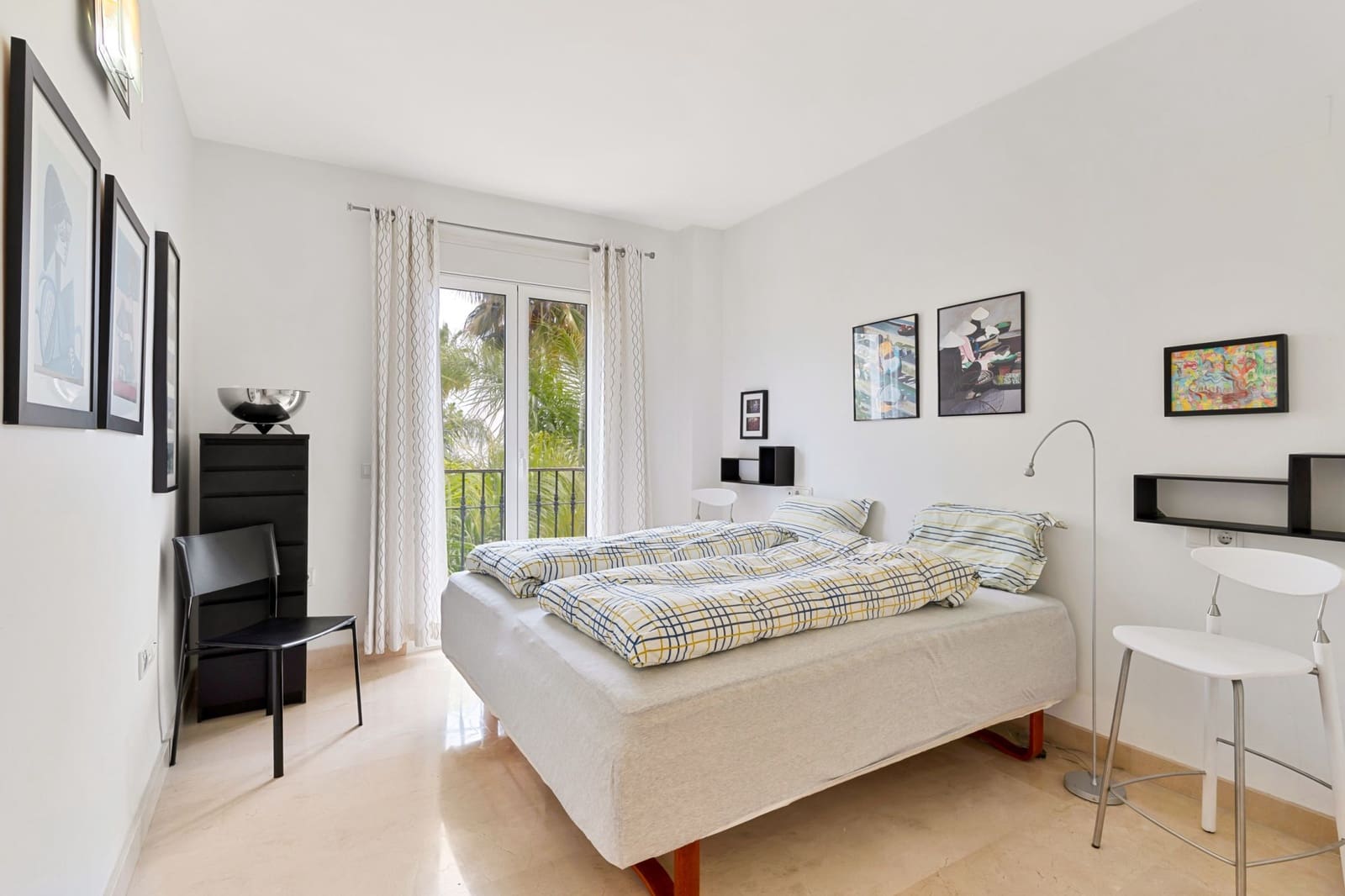 3 bedroom Penthouse for sale in San Pedro de Alcantara with pool garage - € 1,550,000 (Ref: 9839975)