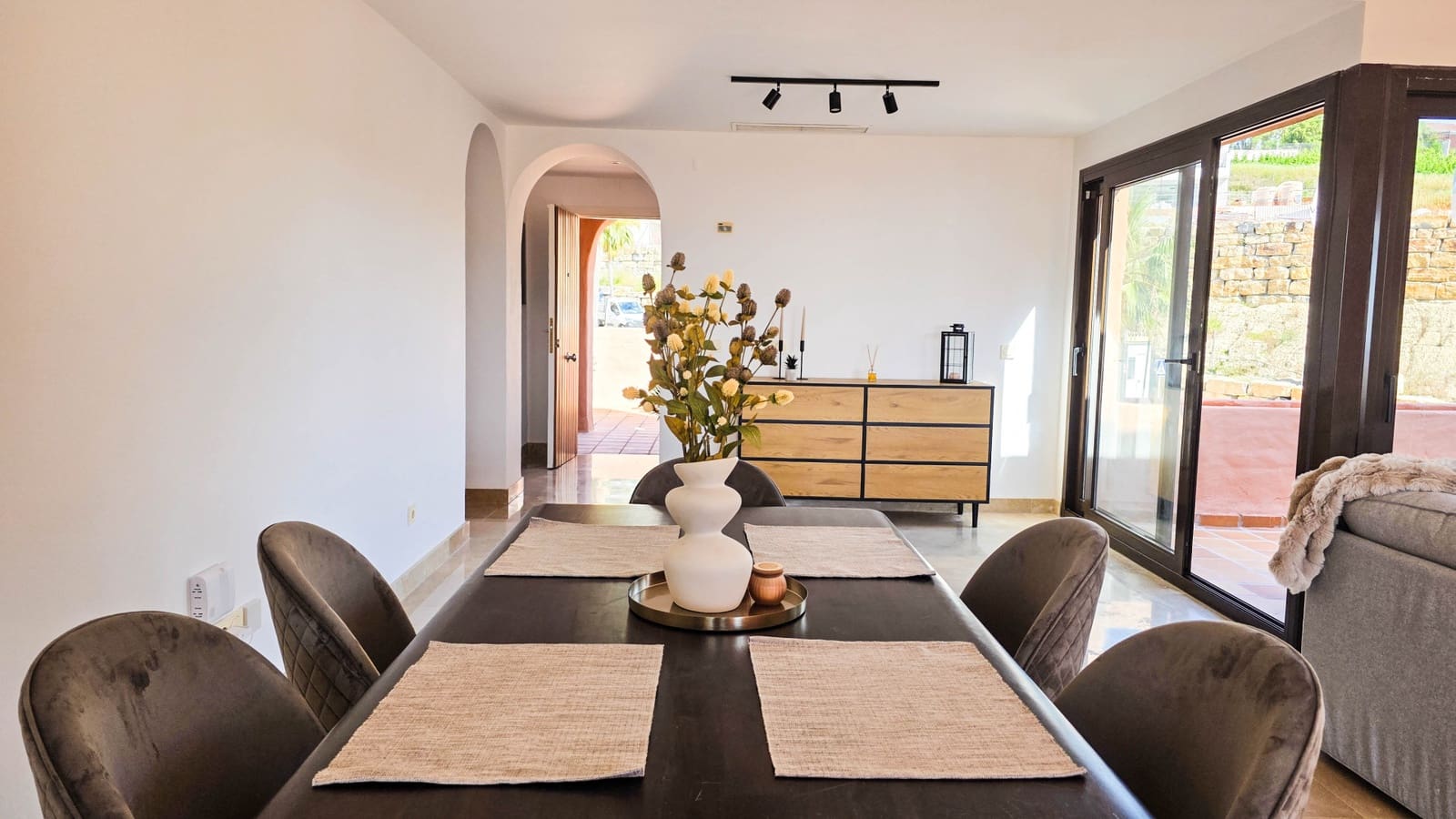 3 bedroom Penthouse for sale in La Duquesa / Puerto de la Duquesa with pool garage - € 420,000 (Ref: 9844561)