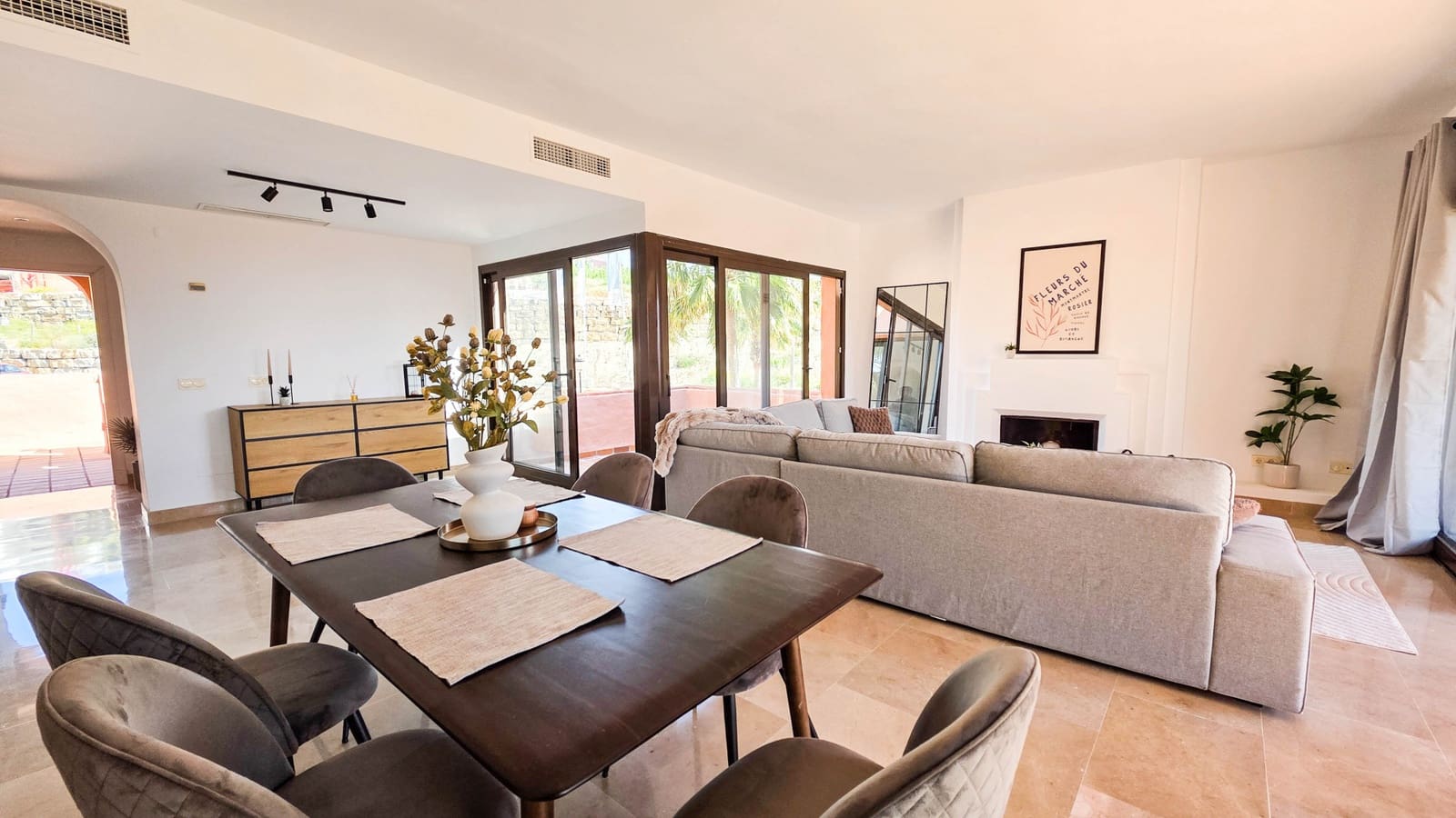 3 bedroom Penthouse for sale in La Duquesa / Puerto de la Duquesa with pool garage - € 420,000 (Ref: 9844561)