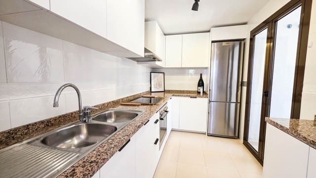 3 sovrum Takvåning till salu i La Duquesa / Puerto de la Duquesa, Manilva med pool garage - 420 000 € (Ref: 9844561)
