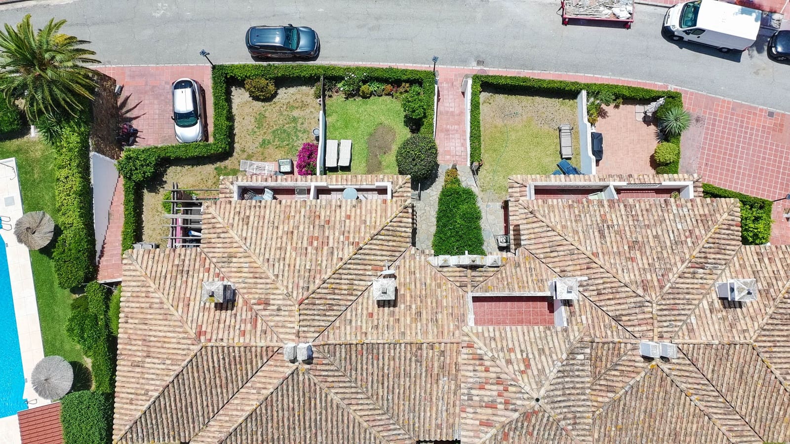 3 sovrum Hus till salu i La Duquesa / Puerto de la Duquesa med pool - 485 000 € (Ref: 9859063)