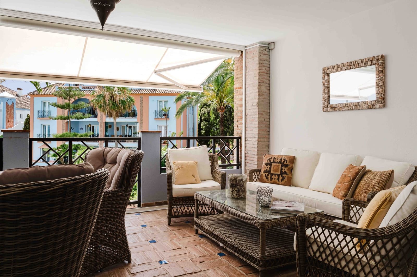 2 soveværelse Lejlighed til salg i Casares med swimmingpool garage - € 625.000 (Ref: 9919077)