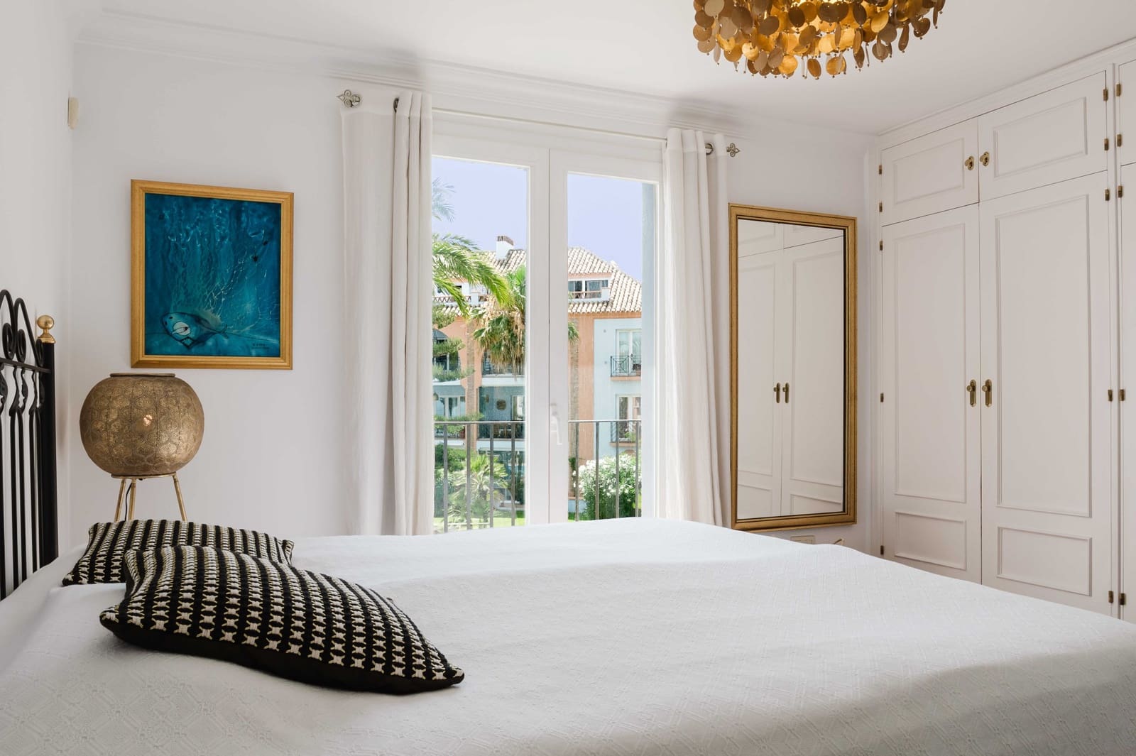 2 soveværelse Lejlighed til salg i Casares med swimmingpool garage - € 625.000 (Ref: 9919077)