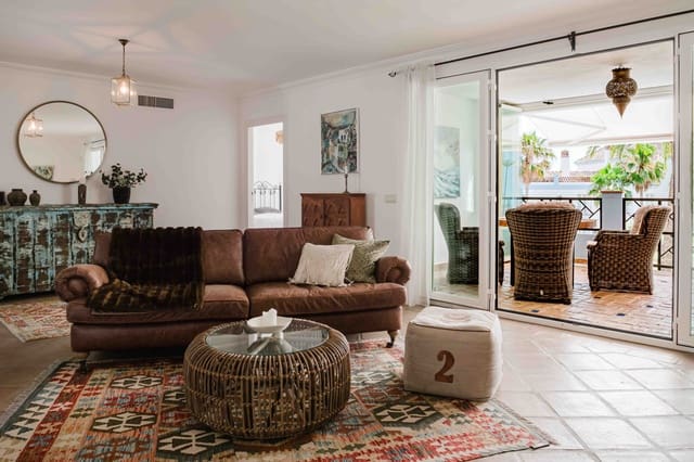 2 bedroom Apartment for sale in Casares with pool garage - € 625,000 (Ref: 9919077)