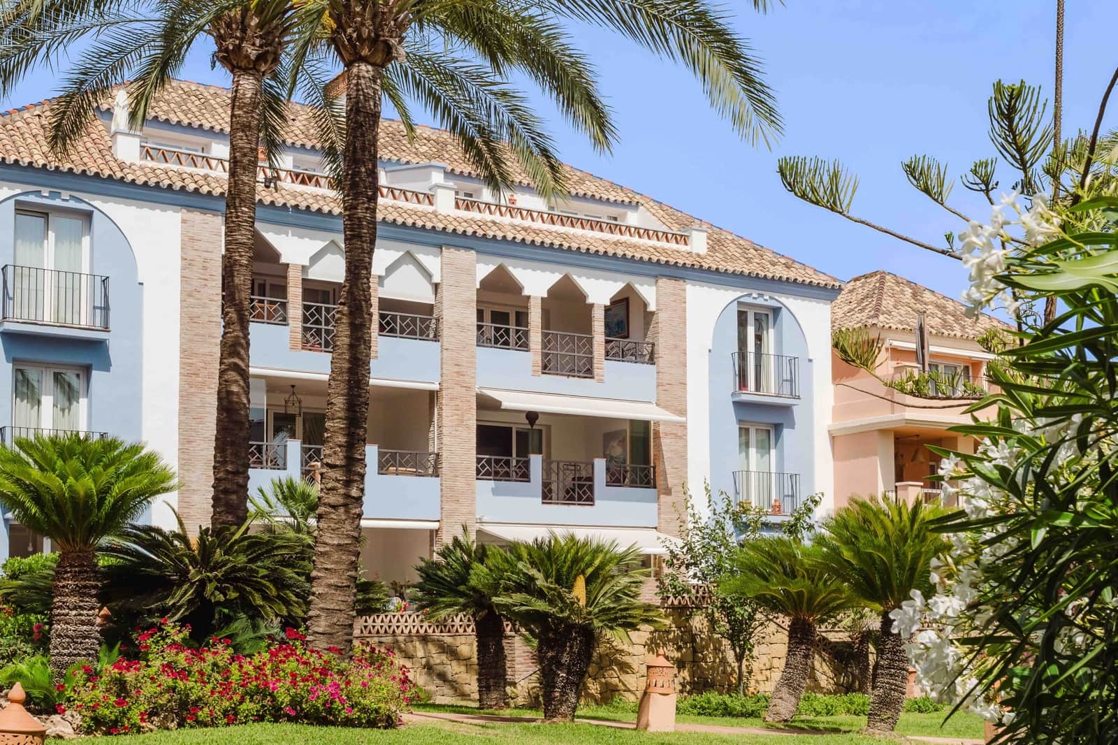 2 soveværelse Lejlighed til salg i Casares med swimmingpool garage - € 625.000 (Ref: 9919077)
