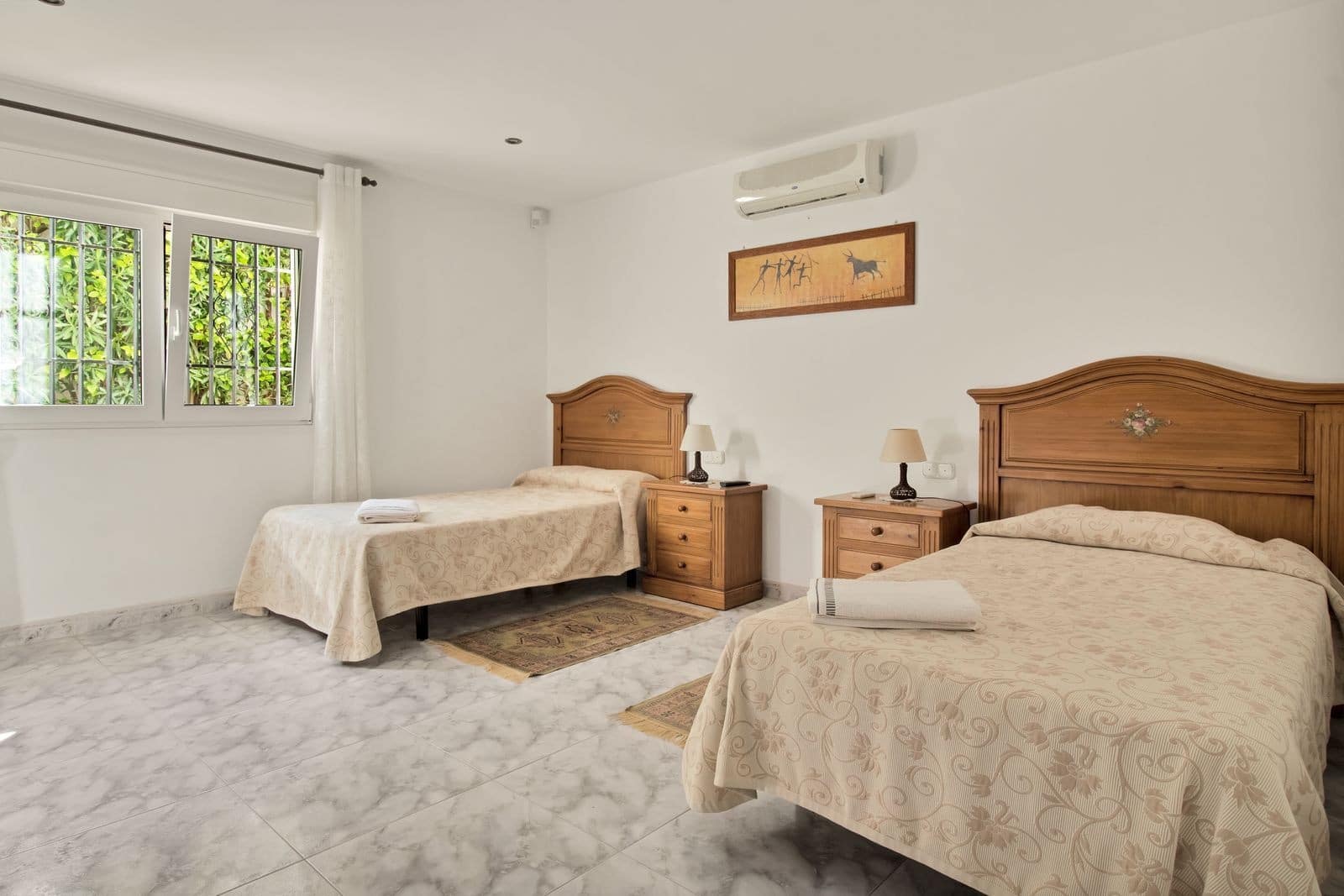 4 Zimmer Villa zu verkaufen in San Pedro de Alcantara mit Pool Garage - 2.100.000 € (Ref: 9922830)